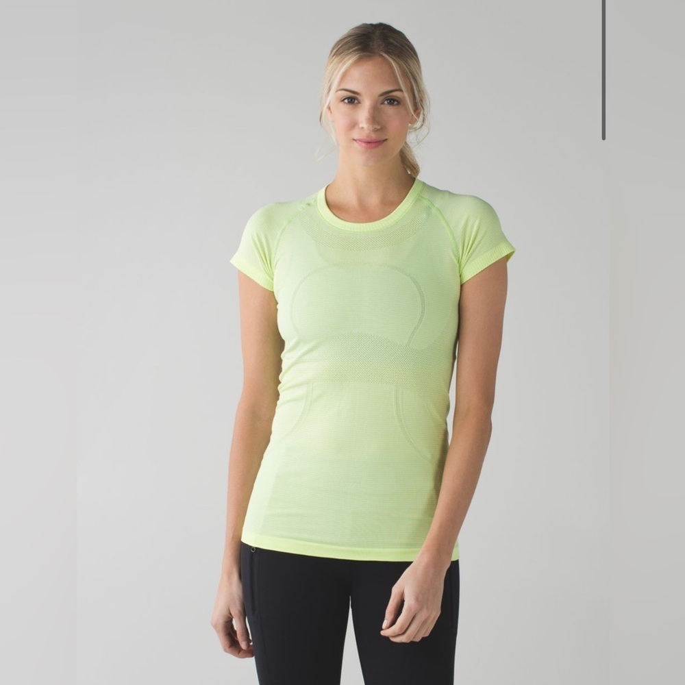 lululemon athletica Lime Green Short Sleeve Top